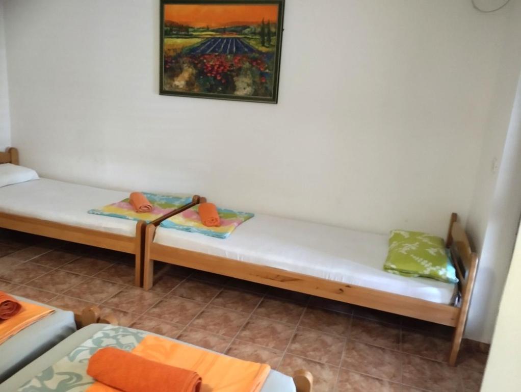 בודווה Apartment Sandra מראה חיצוני תמונה